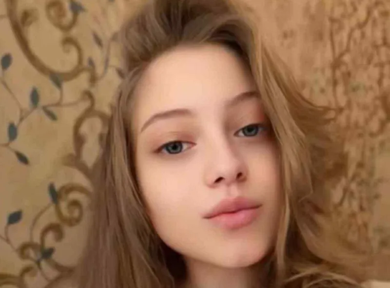 VIDEO: ვინ არის და რას წერს ქართველი გოგონა, რომელიც მსოფლიოს 7 უნივერსიტეტში 100%-იანი დაფინანსებით ჩაირიცხა?