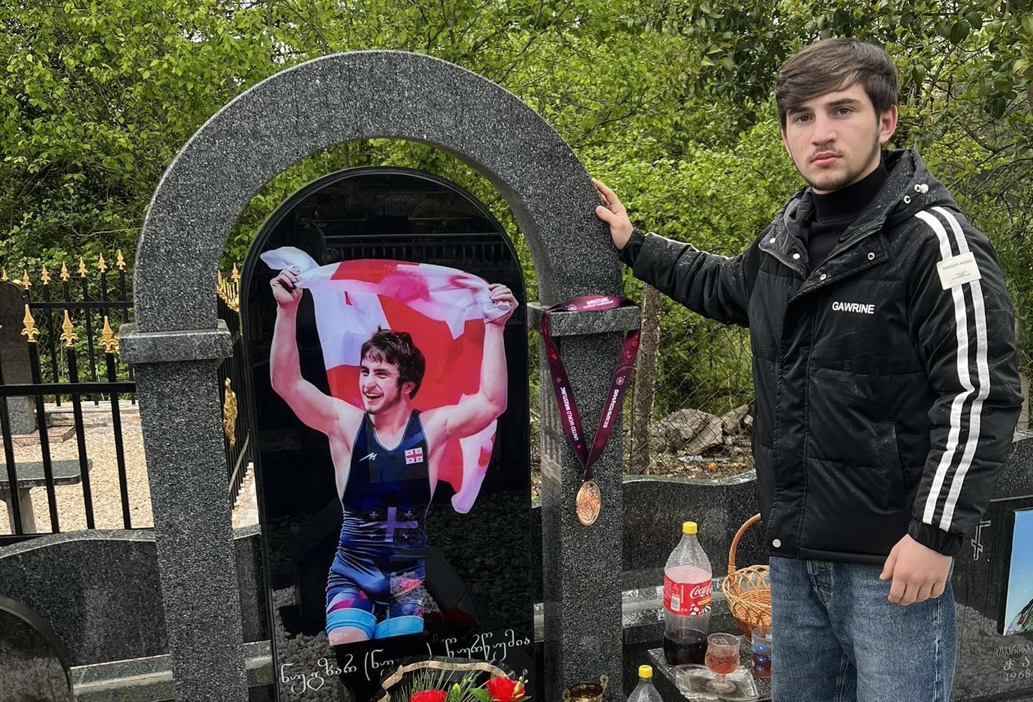 "ახალი ვარსკვლავის დაბადების მომსწრე ვხდებით" - დიდი გამარჯვება, რომელიც ტრაგიკულად დაღუპულ მეგობარს მიეძღვნა: 18 წლის ვახტანგ ლოლუა მსოფლიო ჩემპიონია