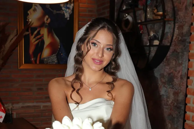 VIDEO: სამტრედია-აბაშის გზაზე მომხდარი უმძიმესი ავარიის დროს დაშავებული 18 წლის ფეხმძიმე გოგონას მდგომარეობა გაუმჯობესდა