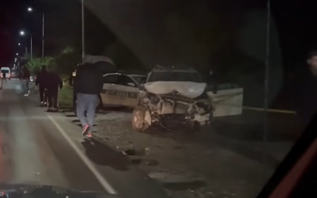 VIDEO: სამტრედია აბაშის მონაკვეთზე  უმძიმესი ავარია მოხდა _ თვითმხილველის თქმით, ერთმანეთს,  ოთხი ავტომობილი შეეჯახა.