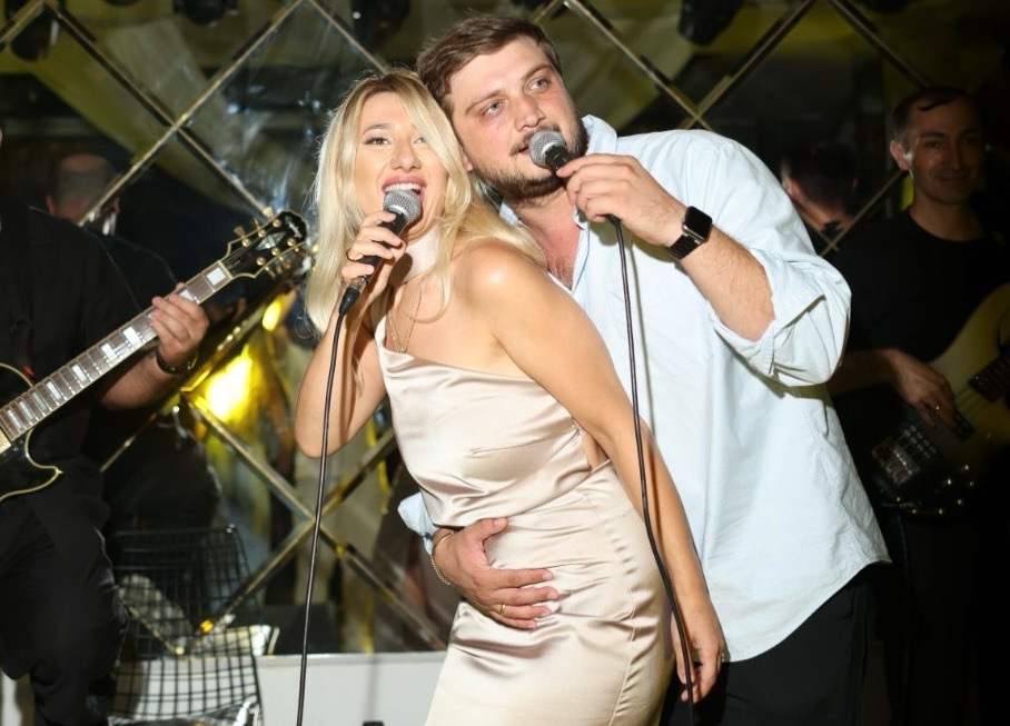 "დილა ონკოლოგიურით იწყებოდა...გავთხოვდი ადამიანზე, რომელსაც, რეალურად, არც ვიცნობდი...” - ლალიტა ლომთაძე "დილა ონკოლოგიურით იწყებოდა...გავთხოვდი ადამიანზე, რომელსაც, რეალურად, არც ვიცნობდი...” - ლალიტა ლომთაძე