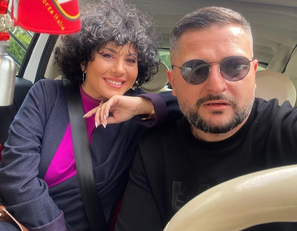 “ცხოვრებაში, როგორც არ უნდა გვიჭირდეს, მაინც გრძელდება… თქვენი მხარდაჭერის იმედი მაქვს” – ლაშა ბასლანძის გარდაცვალების შემდეგ სალომე ბაკურაძე საჯაროდ პირველად გამოჩნდა