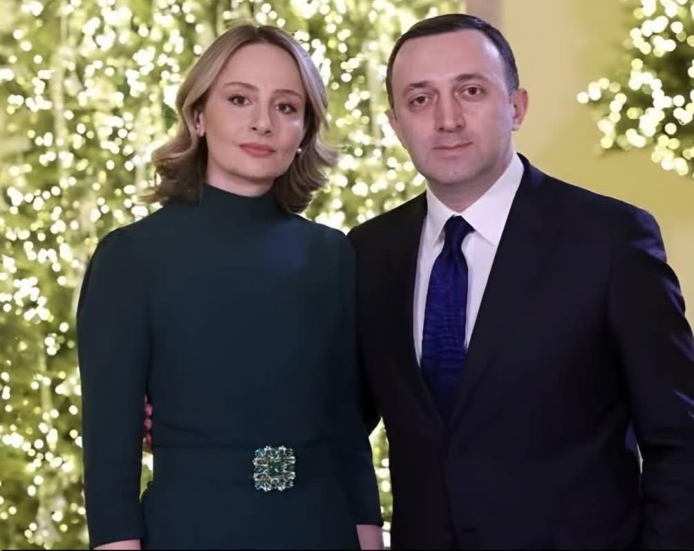 ირაკლი ღარიბაშვილის დაკავების შემდეგ,მისი მეუღლე ნანუკა თამაზაშვილი პოსტს აქვეყნებს