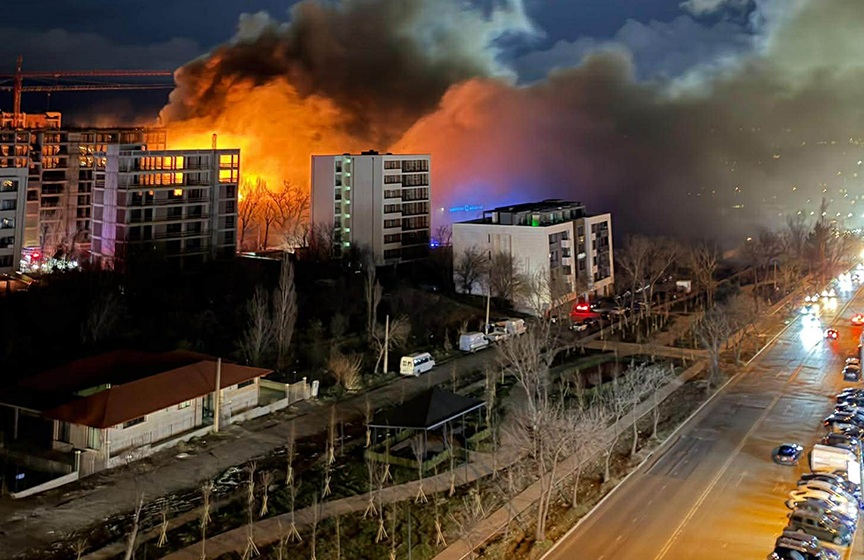 VIDEO: ხანძარი დიღმის მასივში - რა ხდება ადგილზე ამ წუთებში, კადრები ადგილიდან