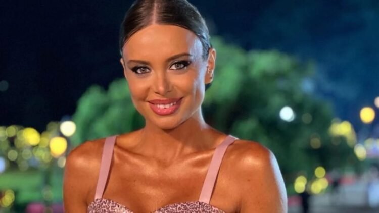 „ამ ფოტოებში 24 წლის ვარ… არც ფოტოშოპი მქონდა, არც პლასტიკური ოპერაციები…“ – ეკო ფანგანი ძველ ფოტოებს აქვეყნებს