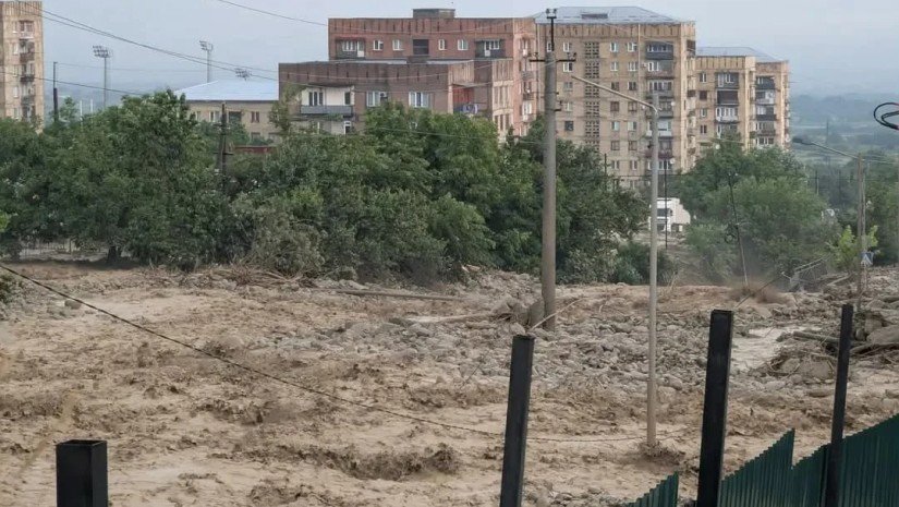 საფრთხის ზონიდან მოსახლეობის ევაკუაცია განხორციელდა – რა მდგომარეობაა ამ დროისთვის თელავში